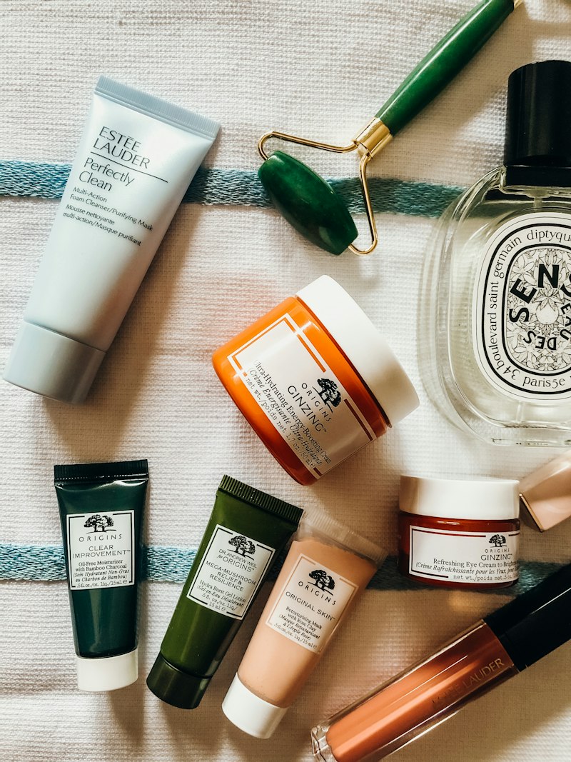 Die Vorteile von Aromatherapie in der Kosmetik: Düfte, die die Sinne verwöhnen und die Haut verschönern